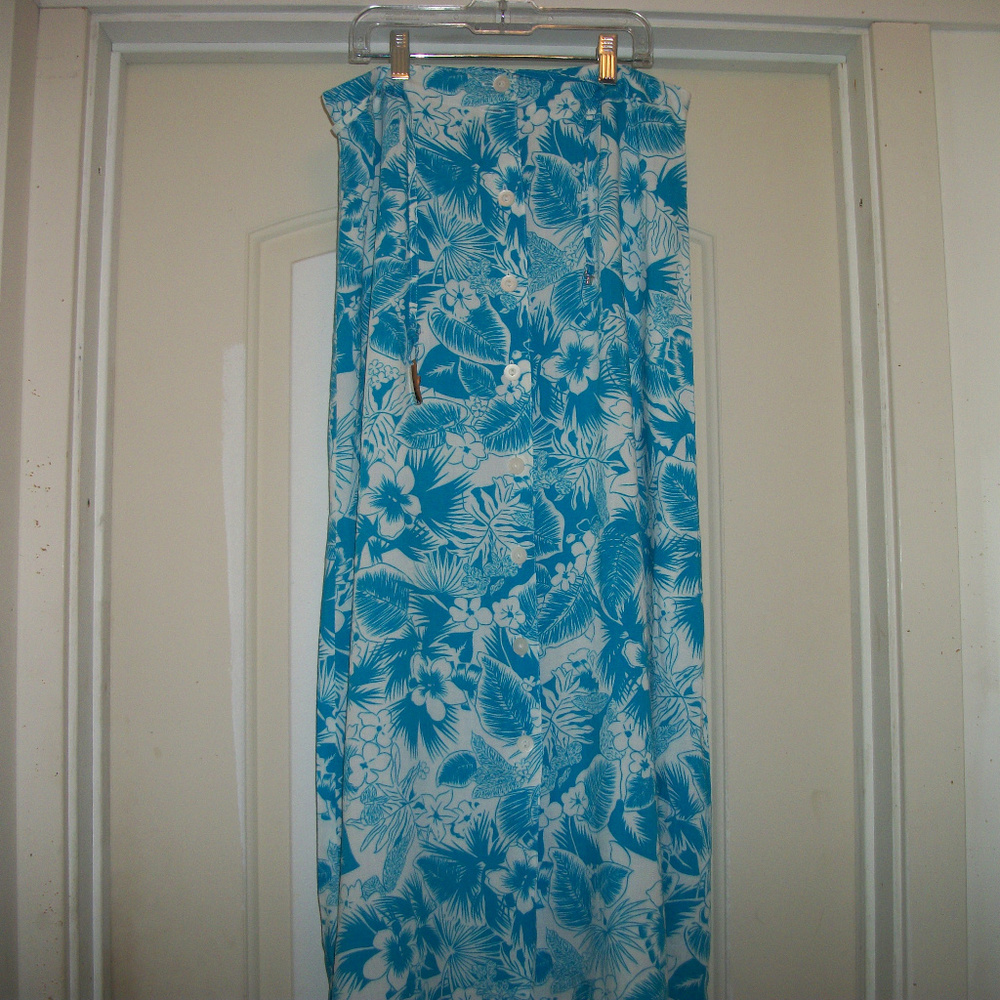ISLANDCORE COCONUT GIRL PRETTY MAXI SKIRT W FLOWERS S